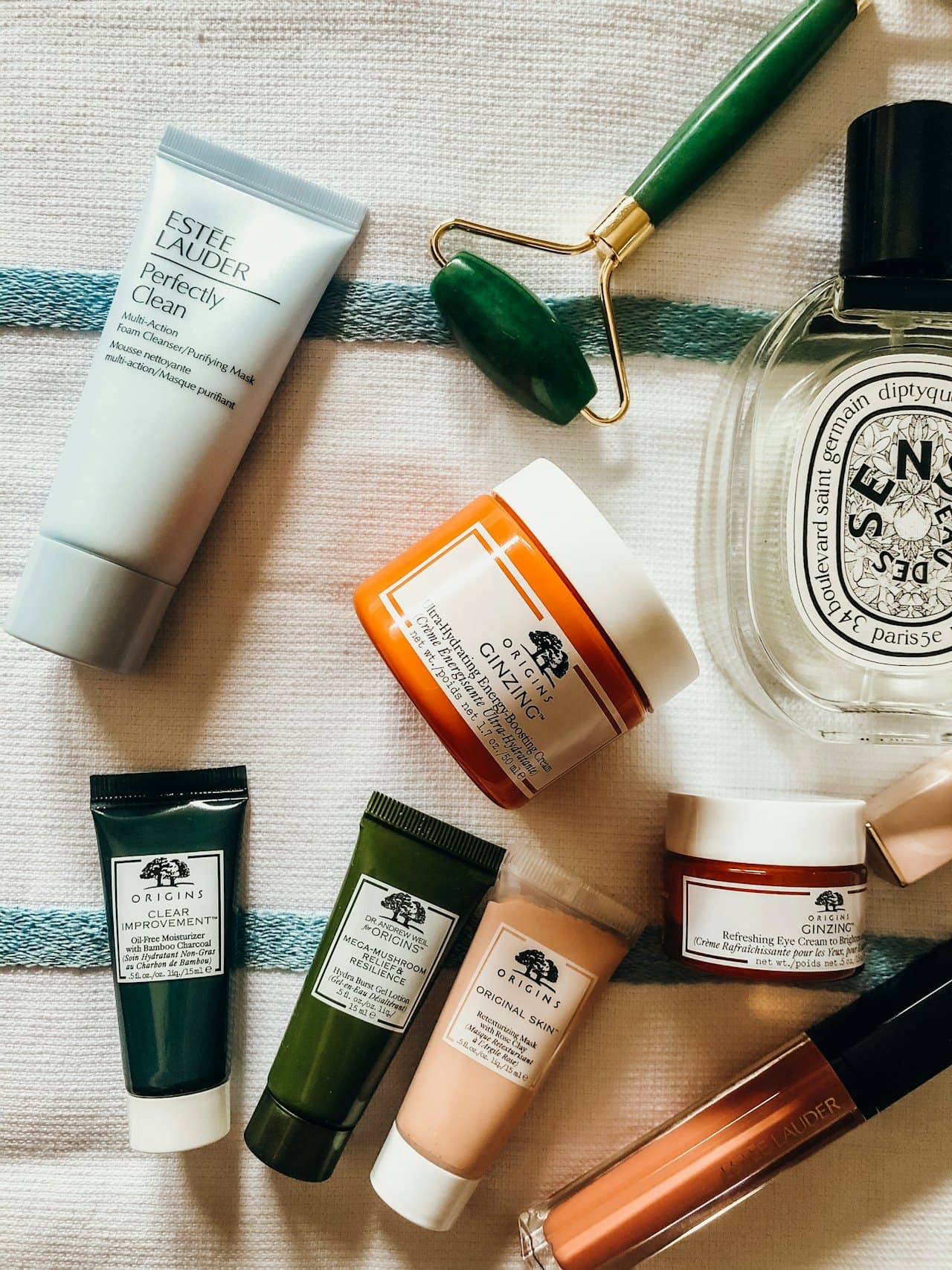 A focused market-access partner for premium aesthetics.